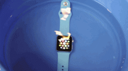 apple watch in water